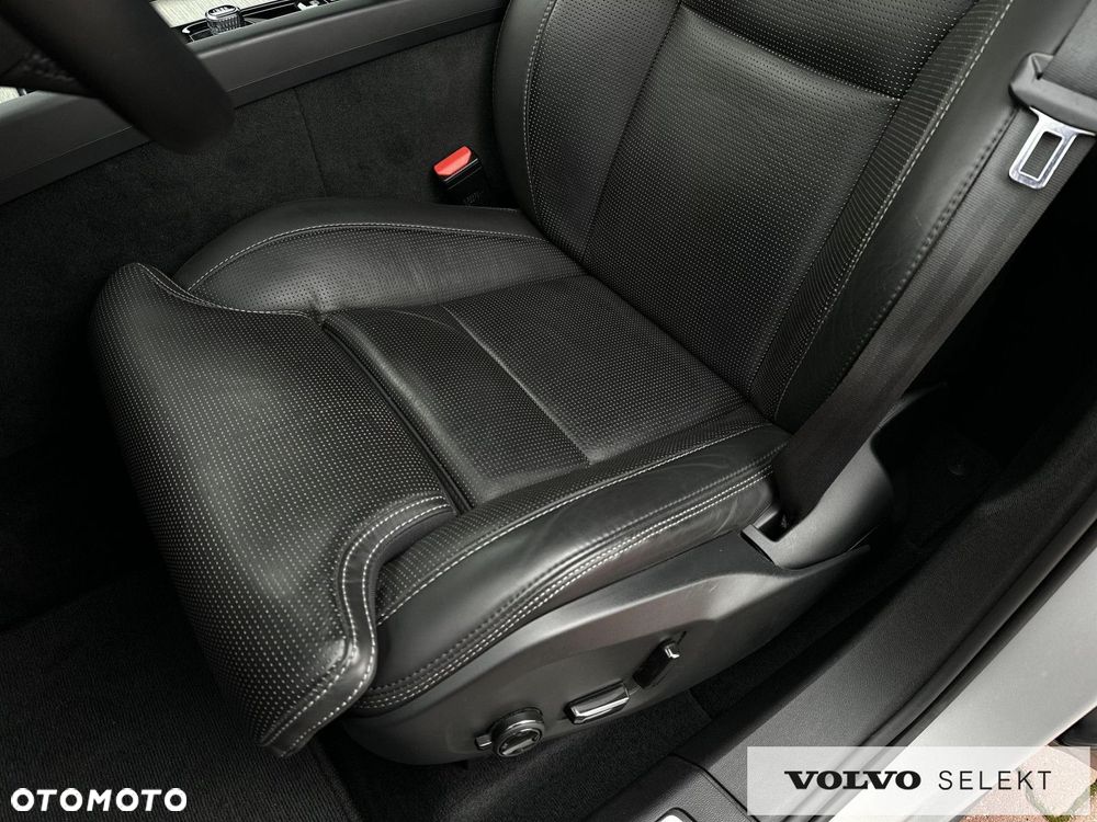 Volvo XC 60 - 13