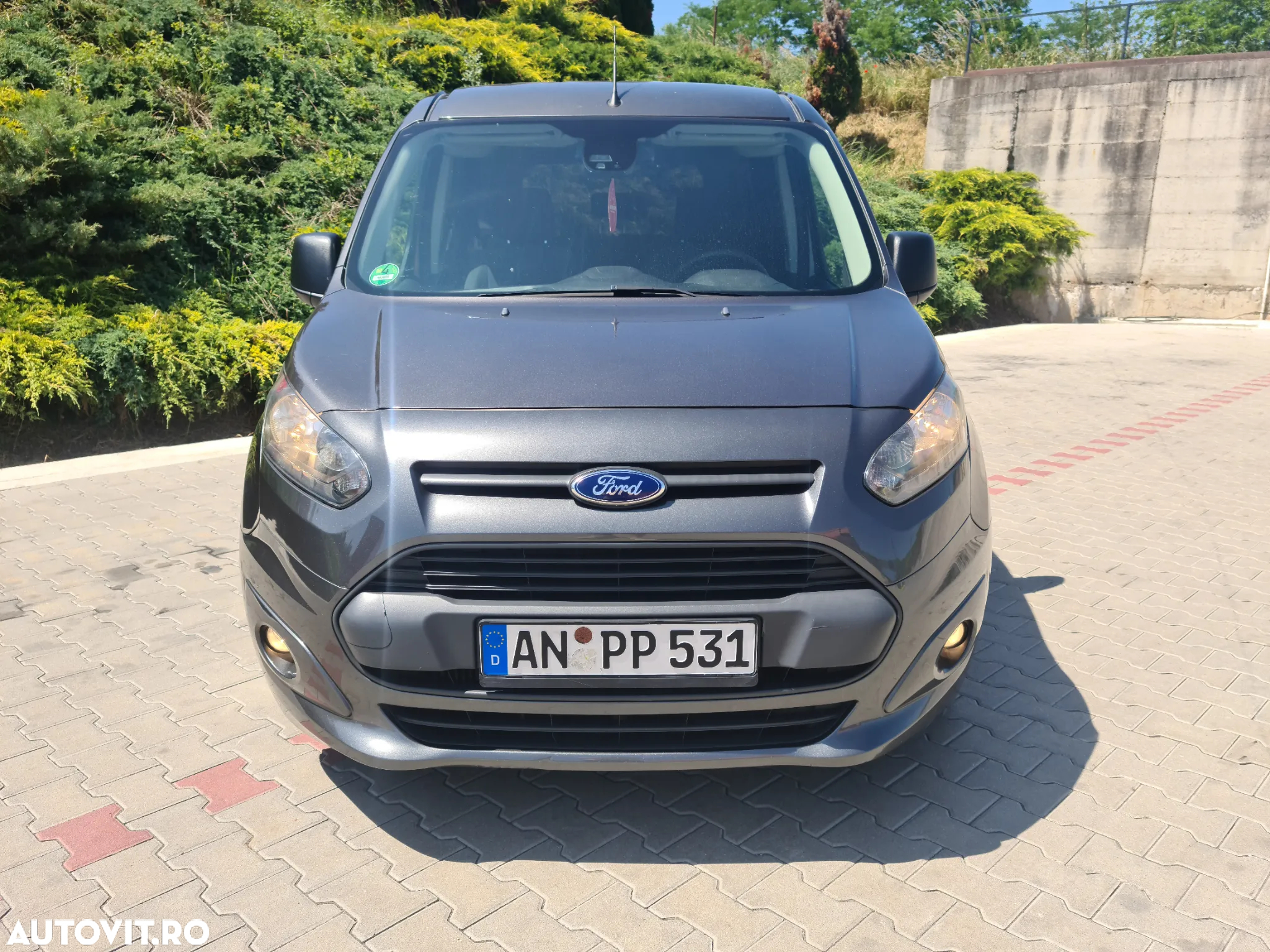 Ford Tourneo Connect 1.5 TDCi LWB (L2) Titanium - 11