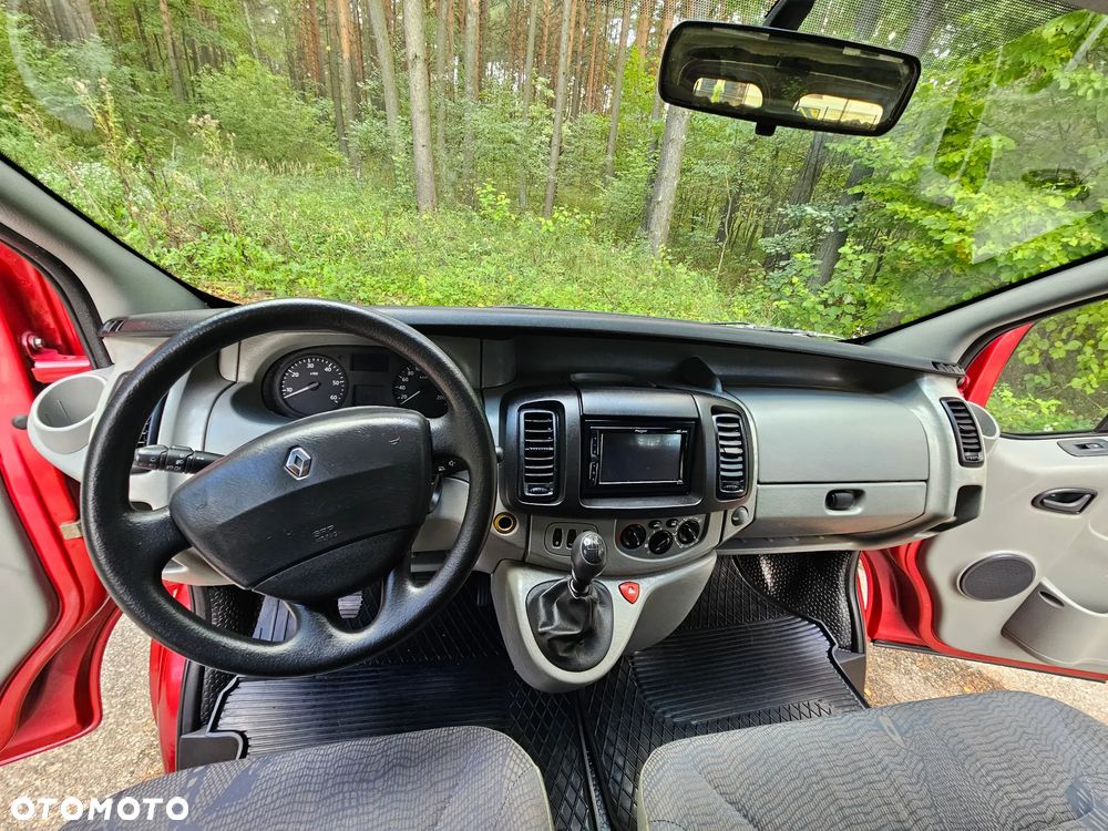 Renault TRAFIC LONG 6-OSOBOWY - 23
