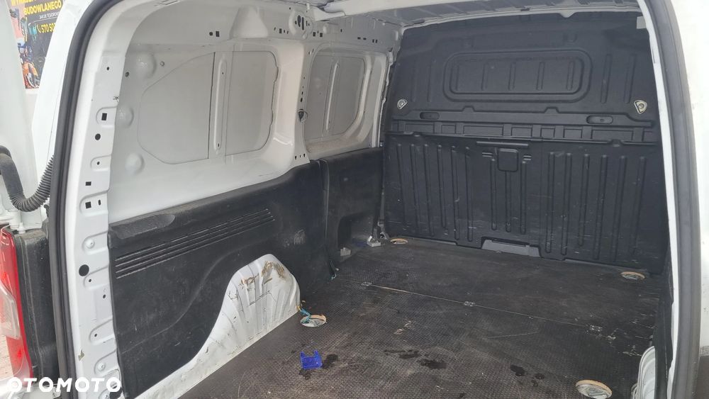 Toyota Proace City Long dluga L2 - 21