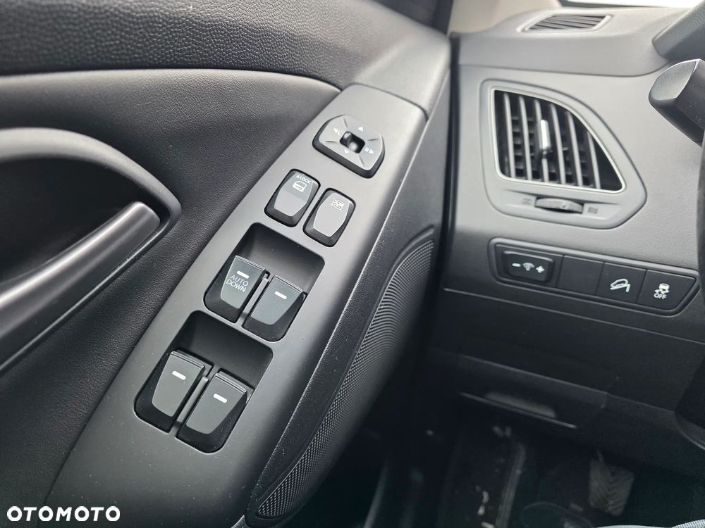 Hyundai ix35 1.6 2WD blue Comfort - 34