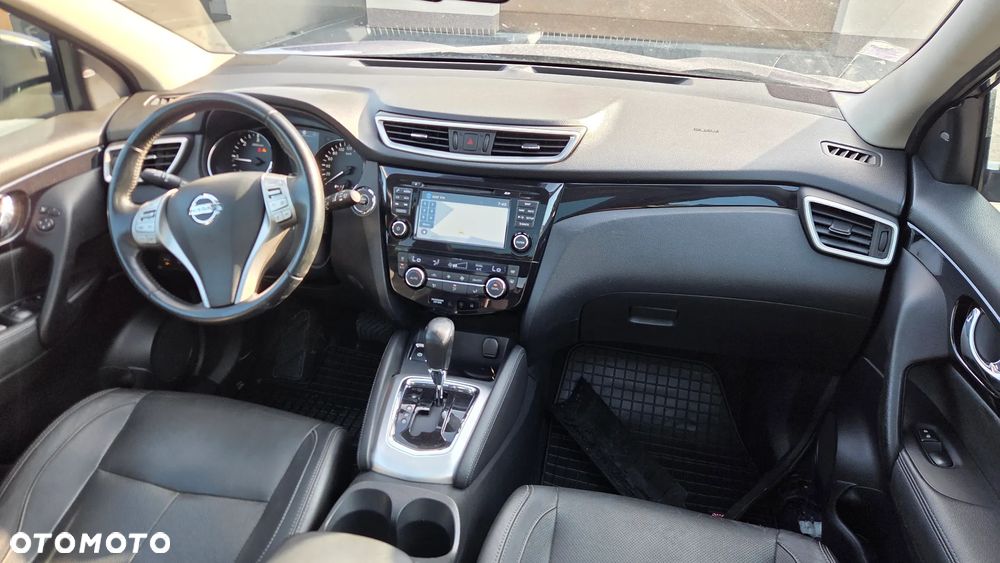 Nissan Qashqai 1.6 DCi Xtronic N-Connecta - 6