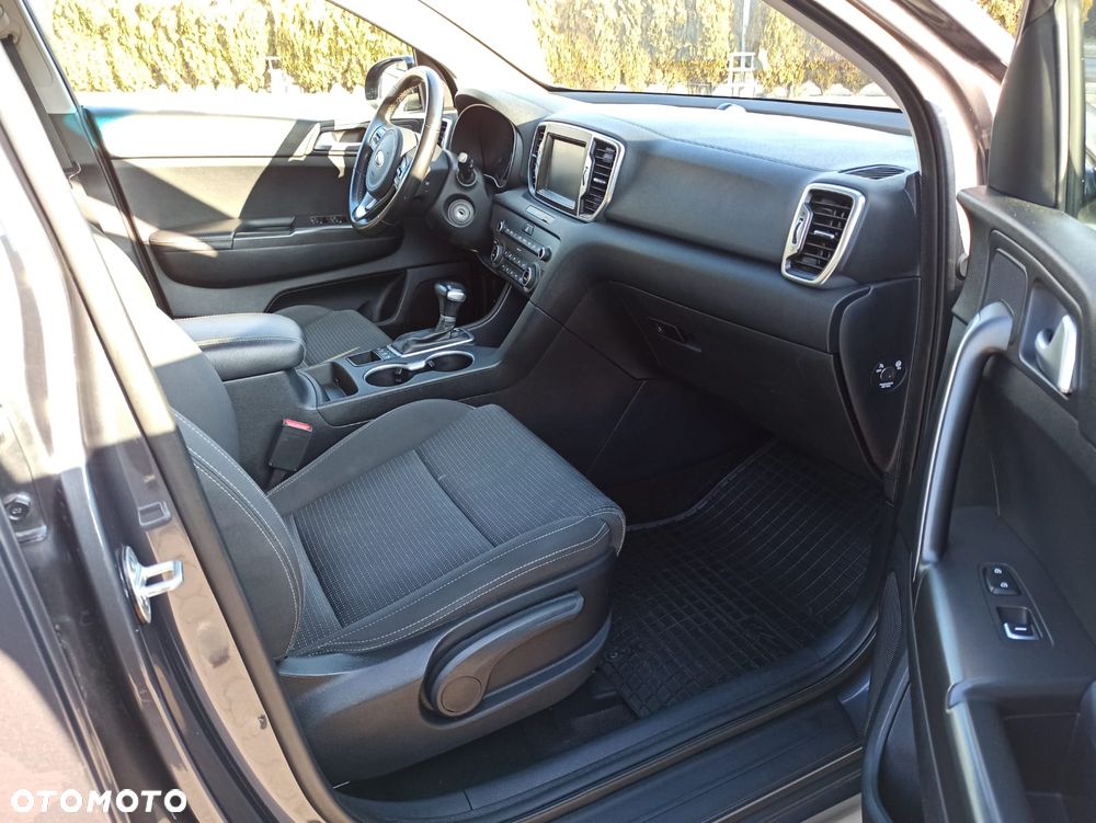 Kia Sportage 1.7 CRDI 2WD ISG Dream-Team Edition - 8