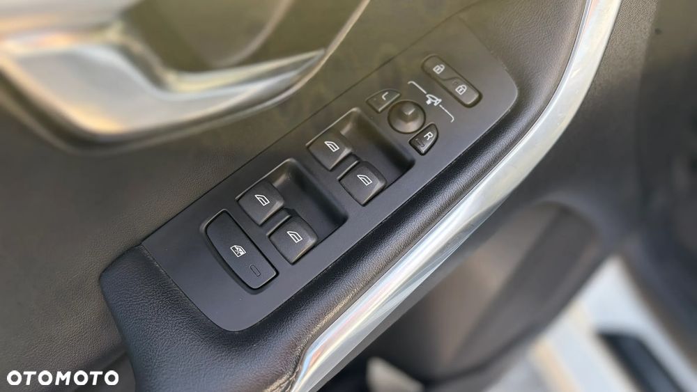 Volvo V40 D4 RDesign - 15
