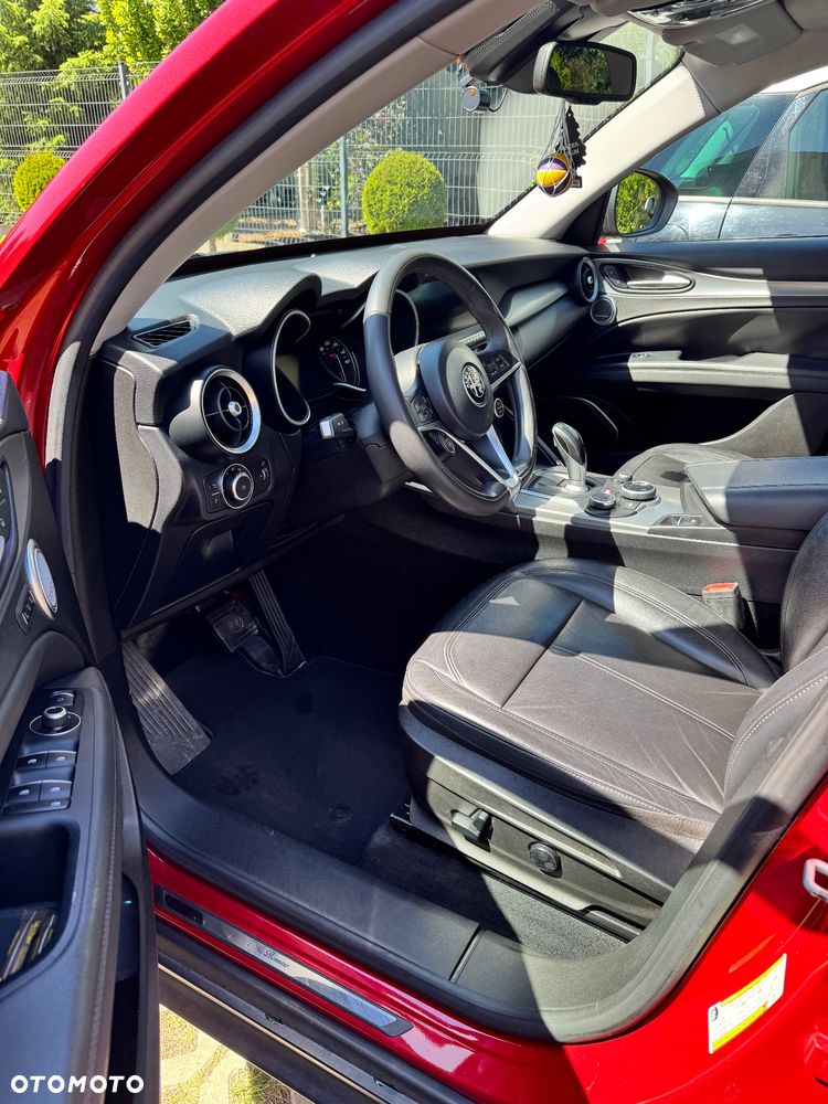 Alfa Romeo Stelvio 2.0 Turbo TI Q4 - 13