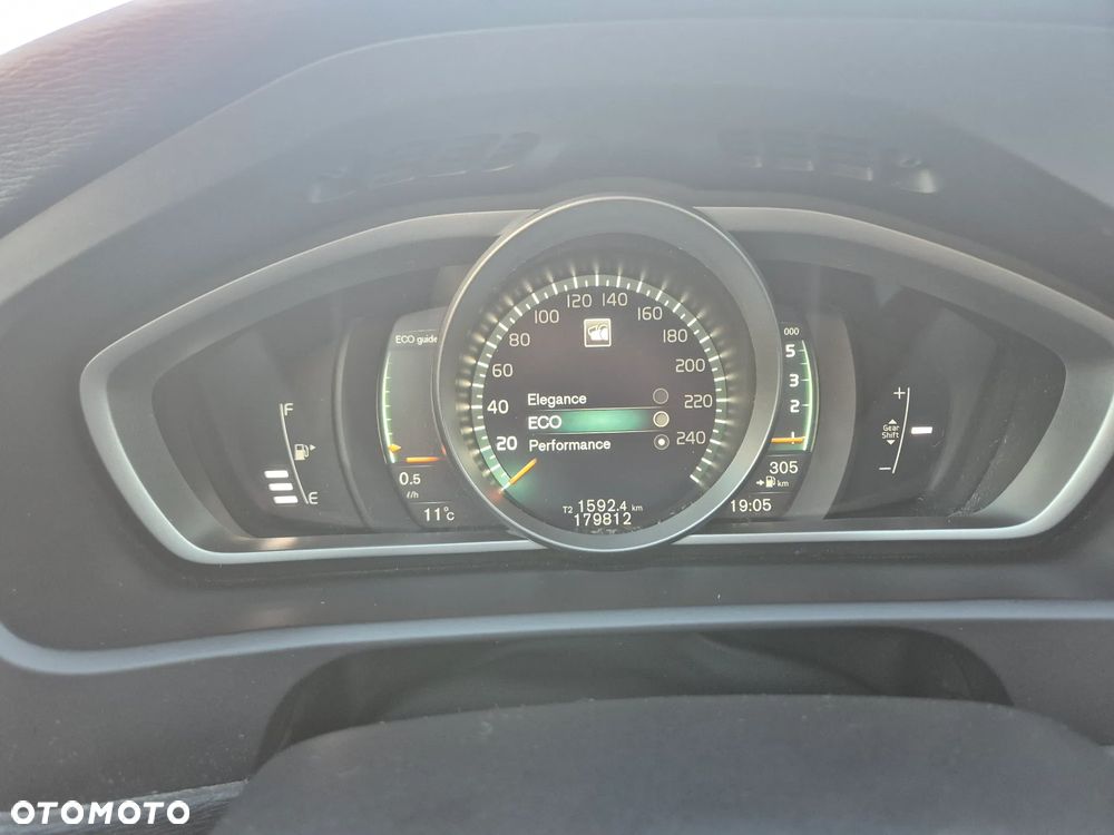 Volvo V40 D2 Inscription - 40