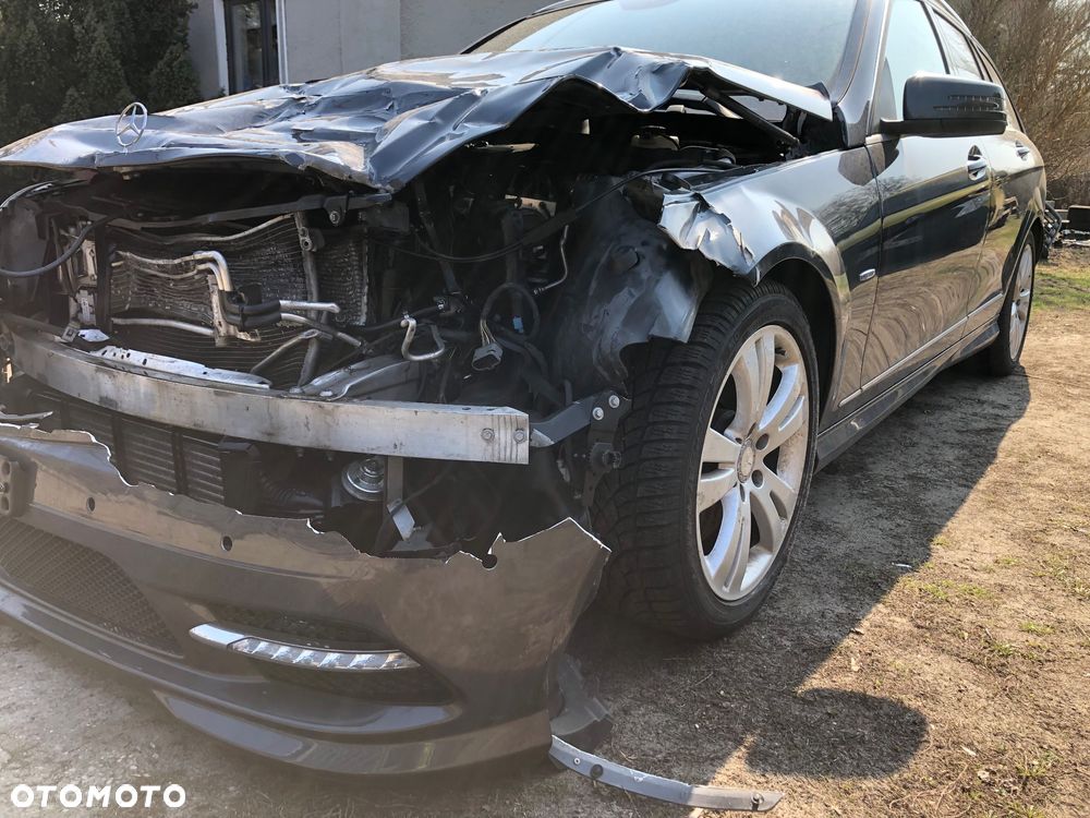 Mercedes-Benz Klasa C 250 (BlueTEC) d T 7G-TRONIC AMG Line - 10