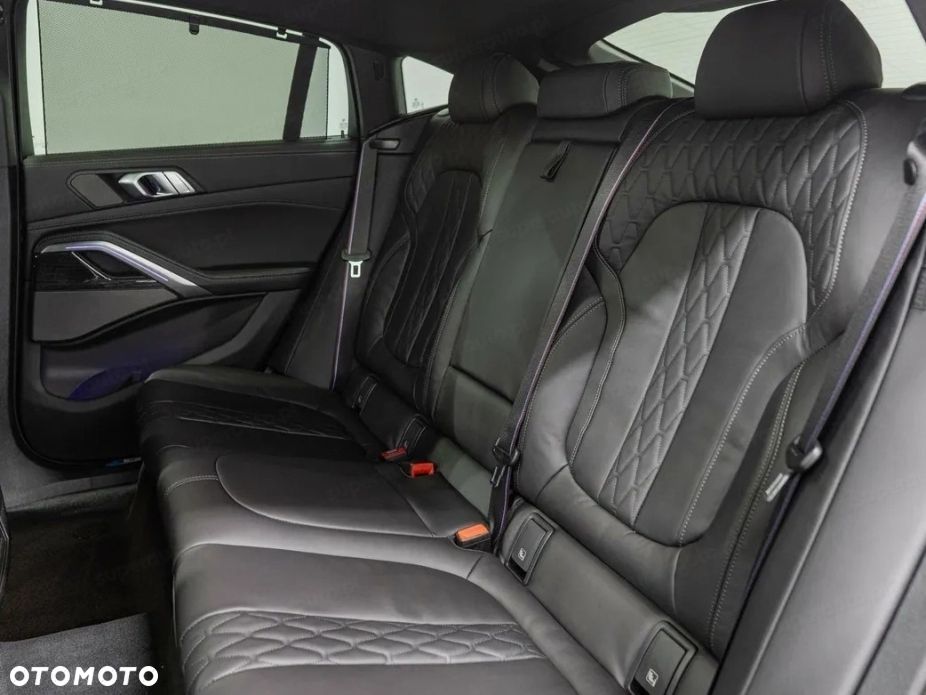 BMW X6 xDrive30d mHEV sport - 14