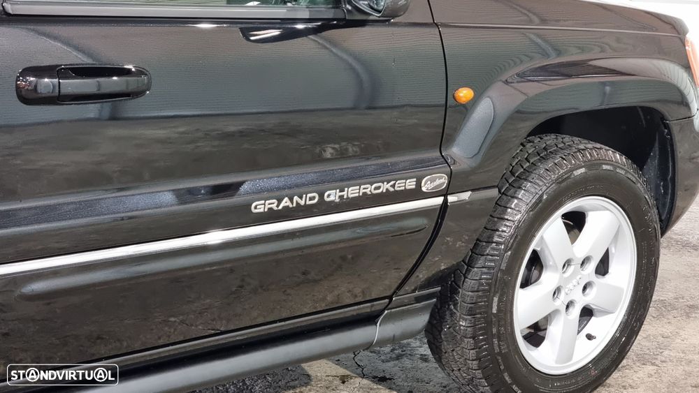 Jeep Grand Cherokee 2.7 CRD Overland - 25