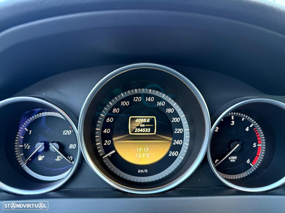 Mercedes-Benz C 200 CDi Avantgarde BlueEfficiency - 16