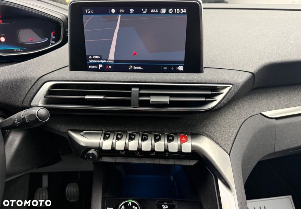 Peugeot 3008 2.0 BlueHDi Allure S&S - 22