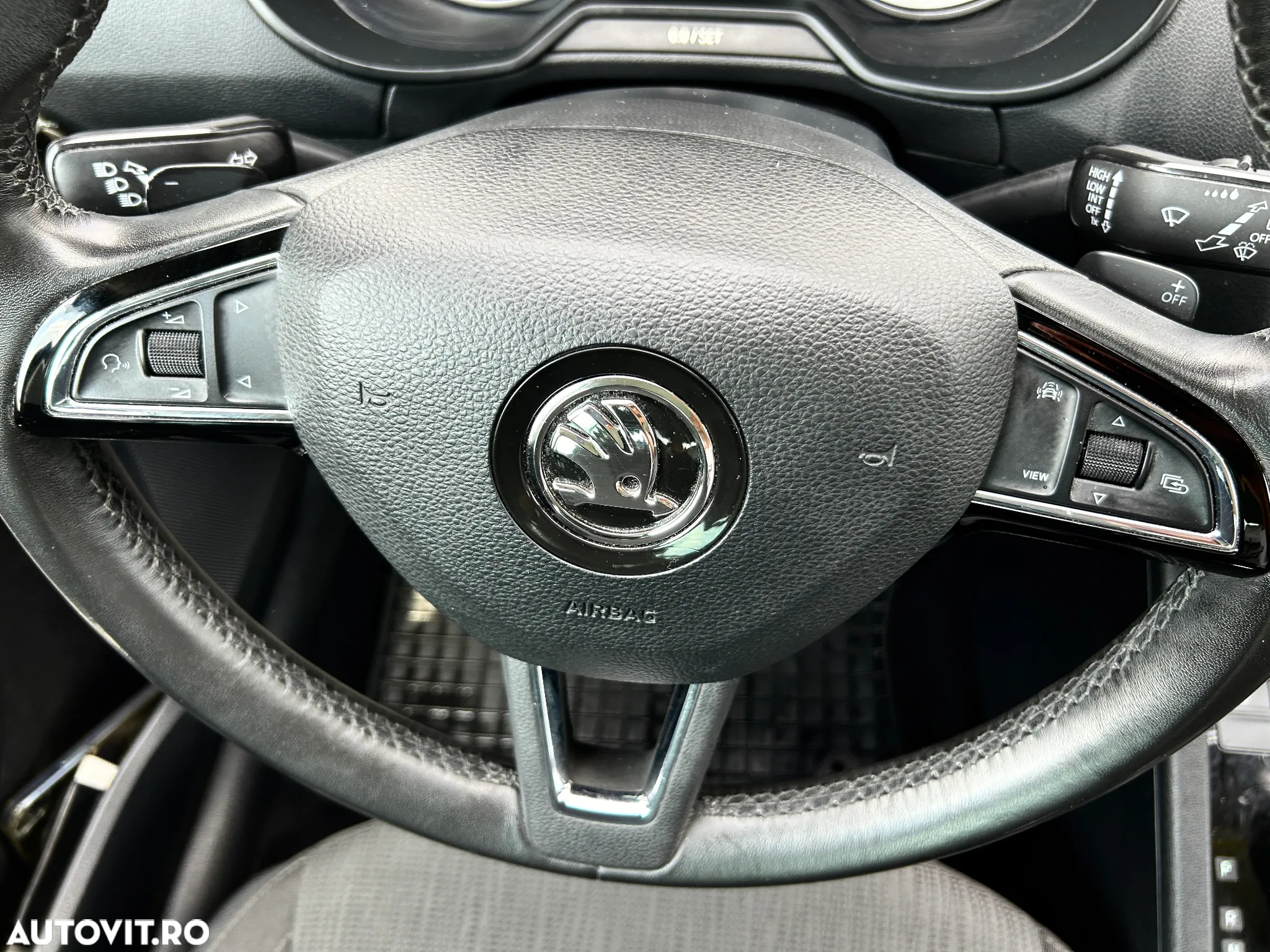 Skoda Octavia 2.0 TSI DSG Ambition - 13