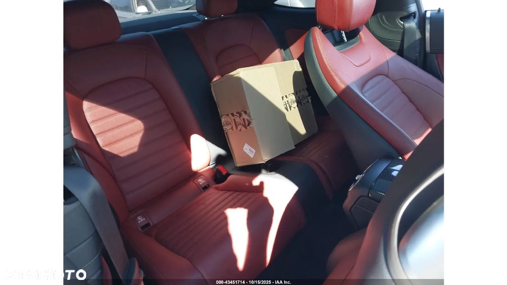 Mercedes-Benz Klasa C AMG 43 4Matic 9G-TRONIC - 15