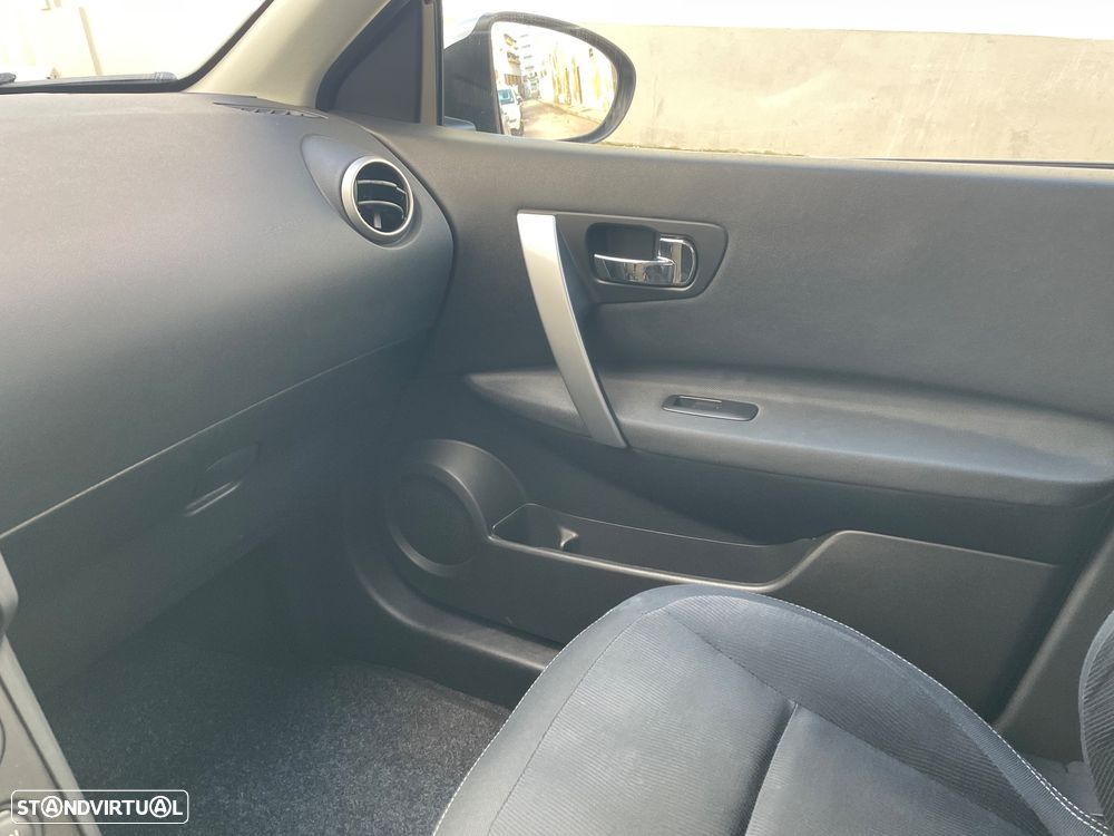 Nissan Qashqai 1.5 dCi 360 - 8