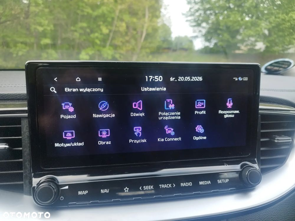 Kia Ceed - 25
