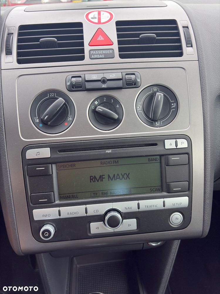 Volkswagen Touran 1.9 TDI DPF United - 21