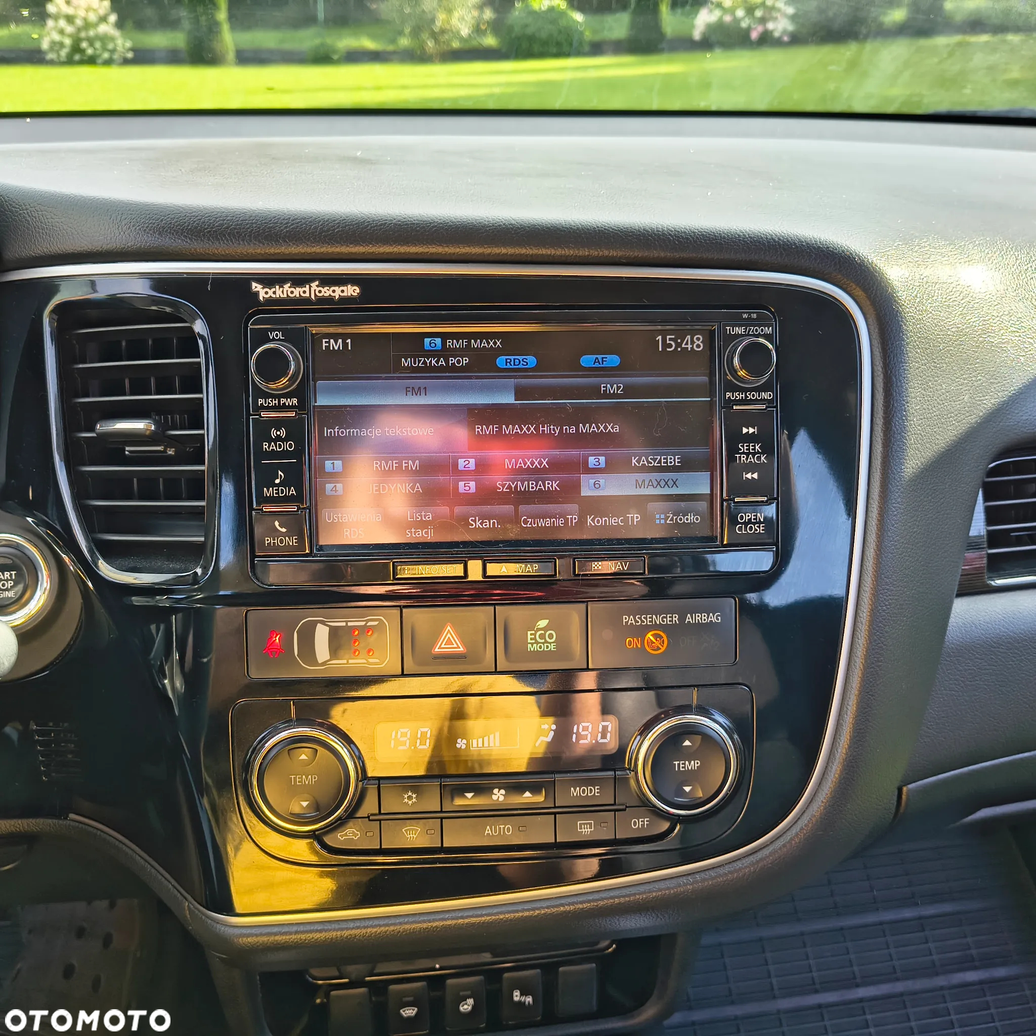 Mitsubishi Outlander 2.0 Intense + Navi 4WD CVT - 12