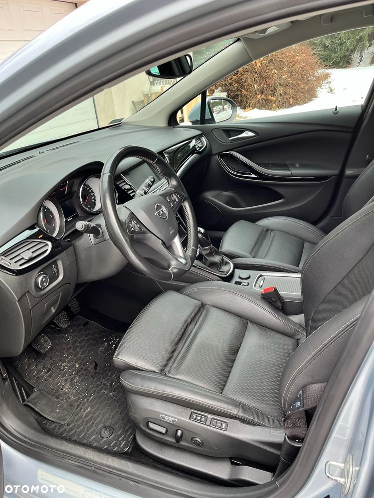 Opel Astra 1.6 CDTI Elite S&S - 28