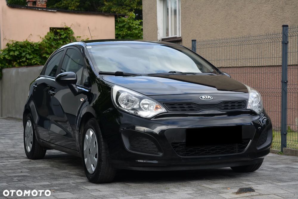 Kia Rio 1.2 Dream Team Edition - 1