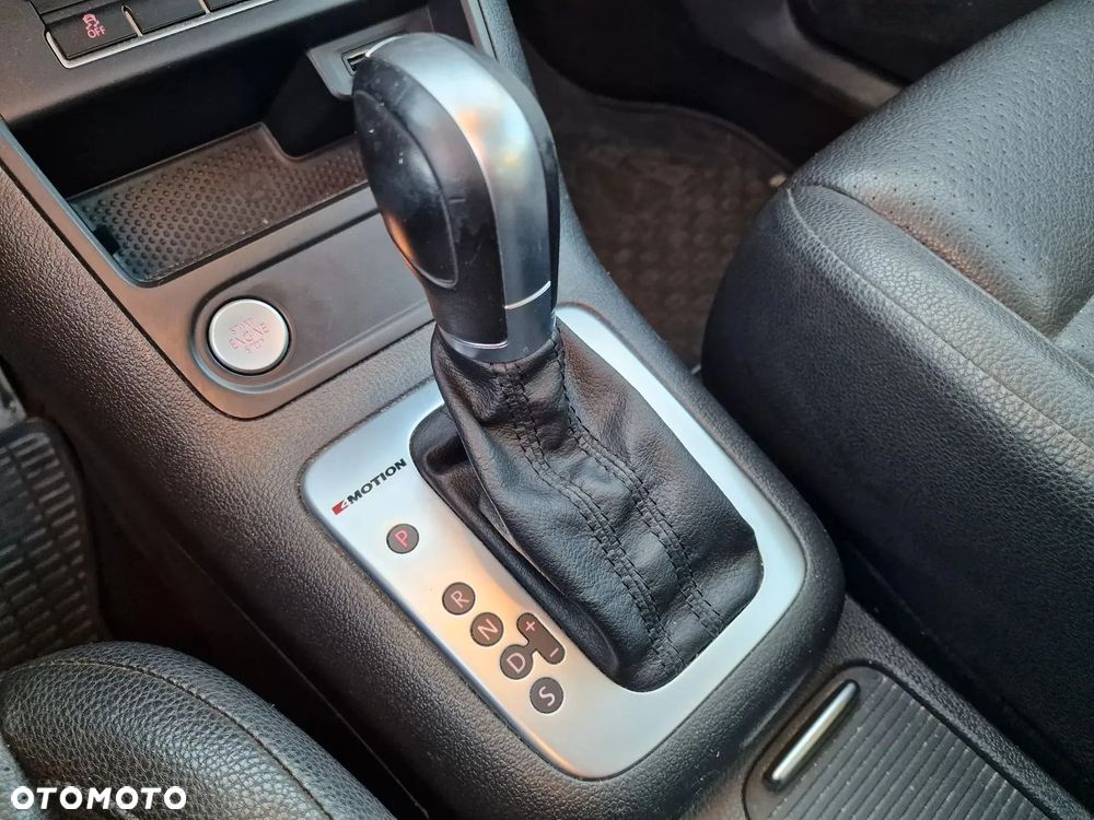 Volkswagen Tiguan - 11