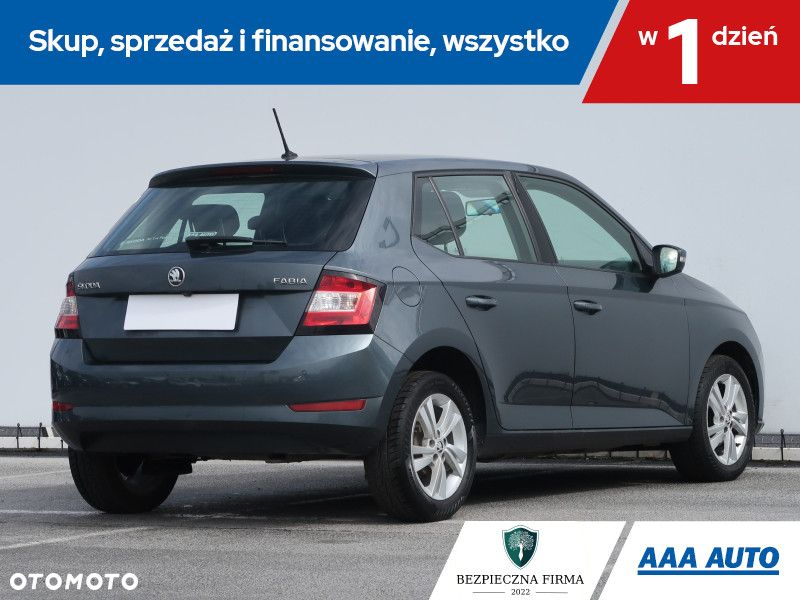 Skoda Fabia - 6