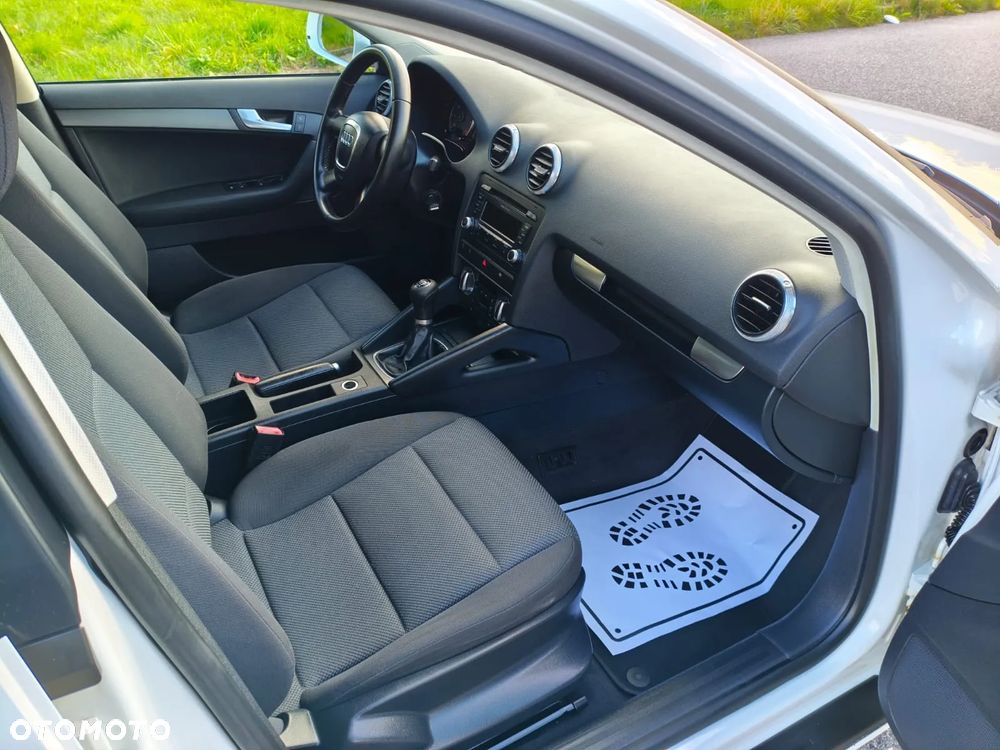Audi A3 Sportback 1.4 TFSI Attraction - 30