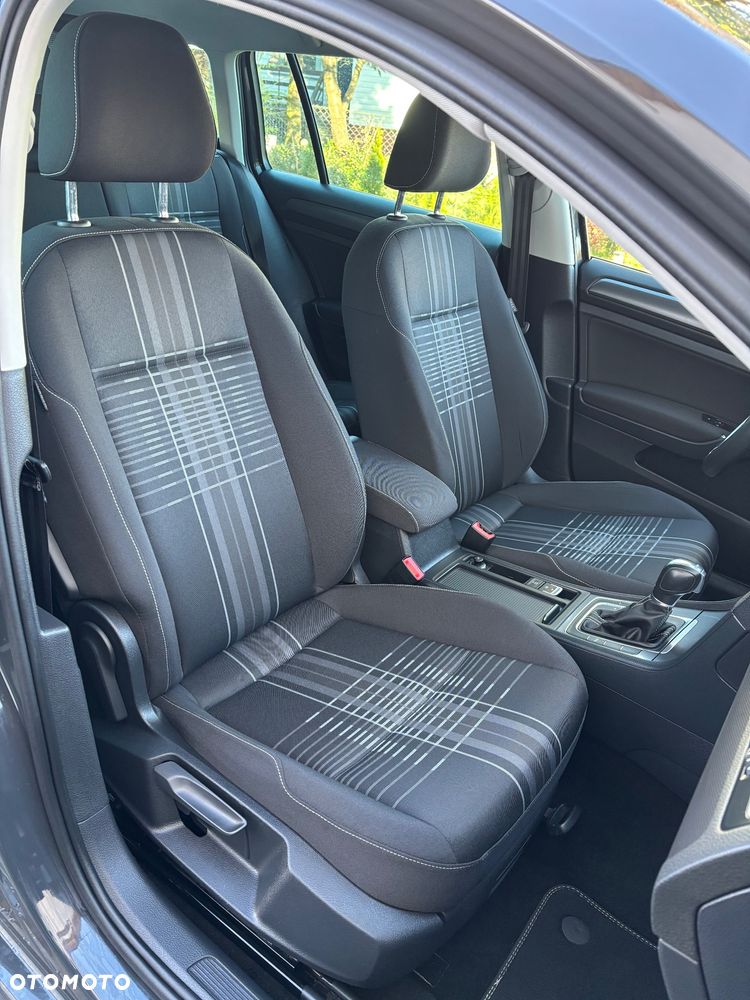 Volkswagen Golf 1.4 TSI BlueMotion Technology DSG Lounge - 33
