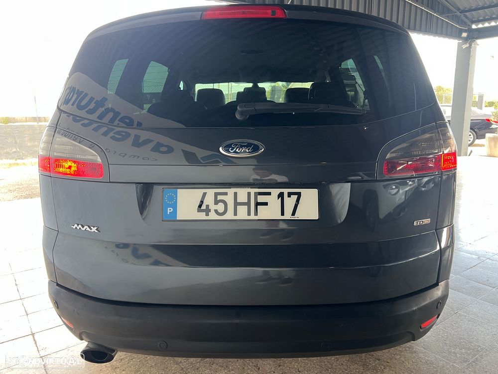 Ford S-Max 1.8 TDCi Titanium 7L - 28
