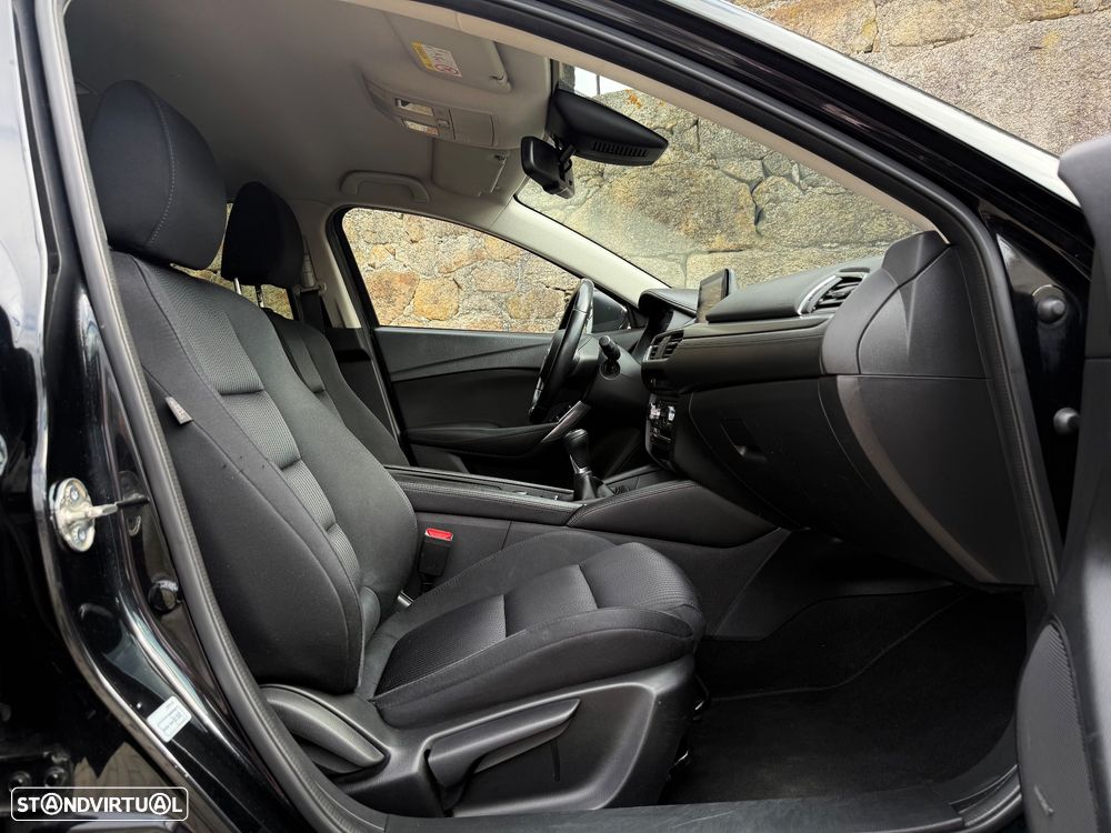 Mazda 6 M6 2.2 SKY-D Excellence Navi - 8