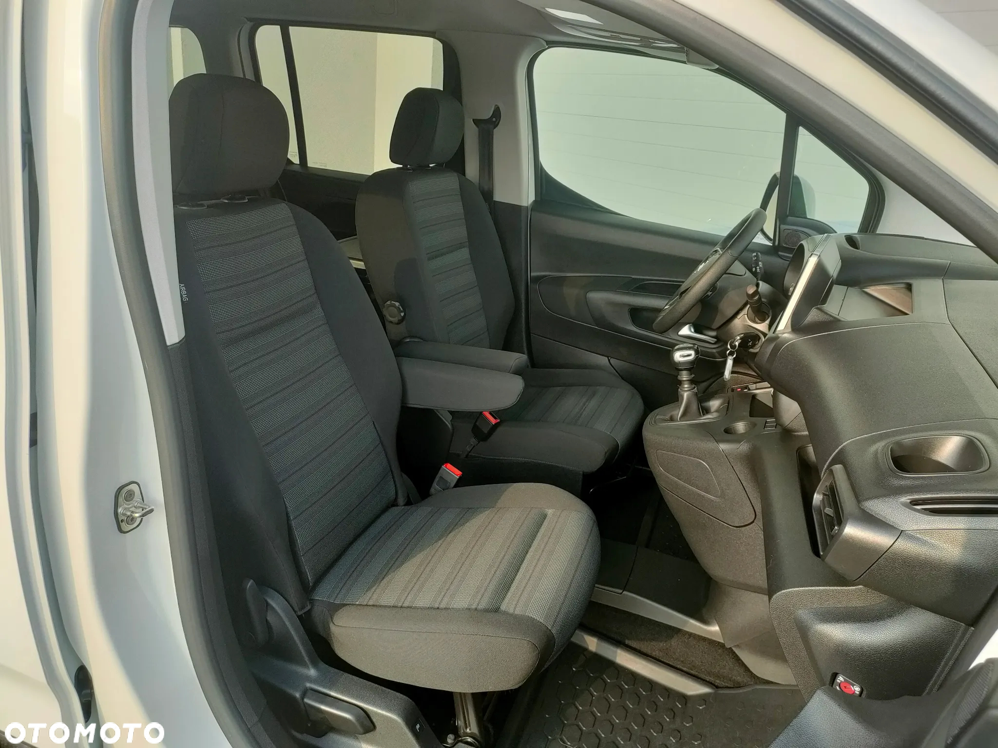 Opel Combo Life 1.5 CDTI Edition Plus S&S - 23