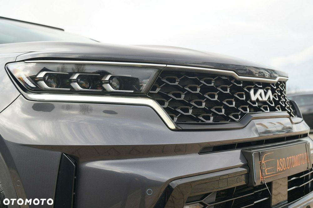 Kia Sorento - 7
