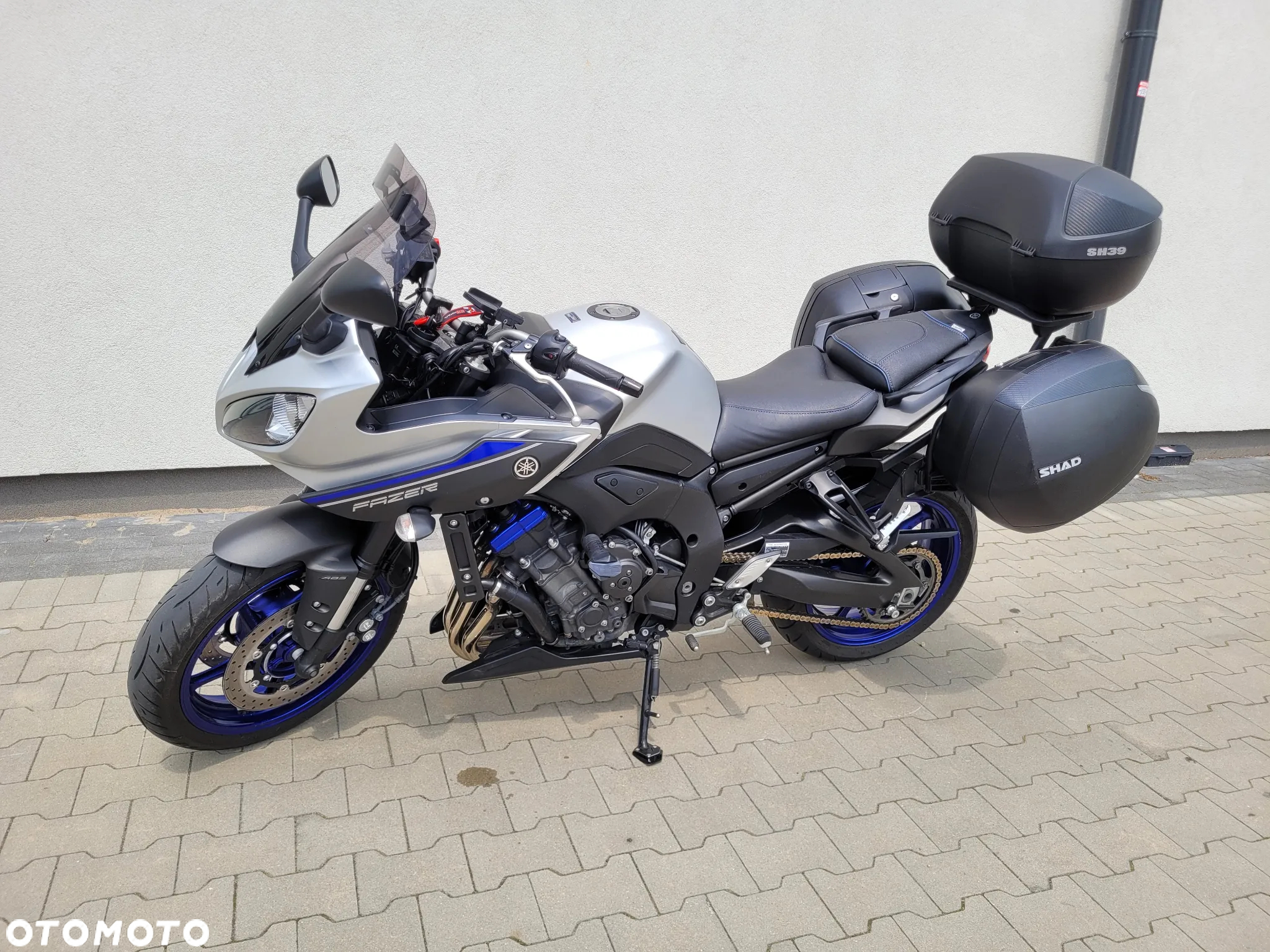 Yamaha FZ8 - 2