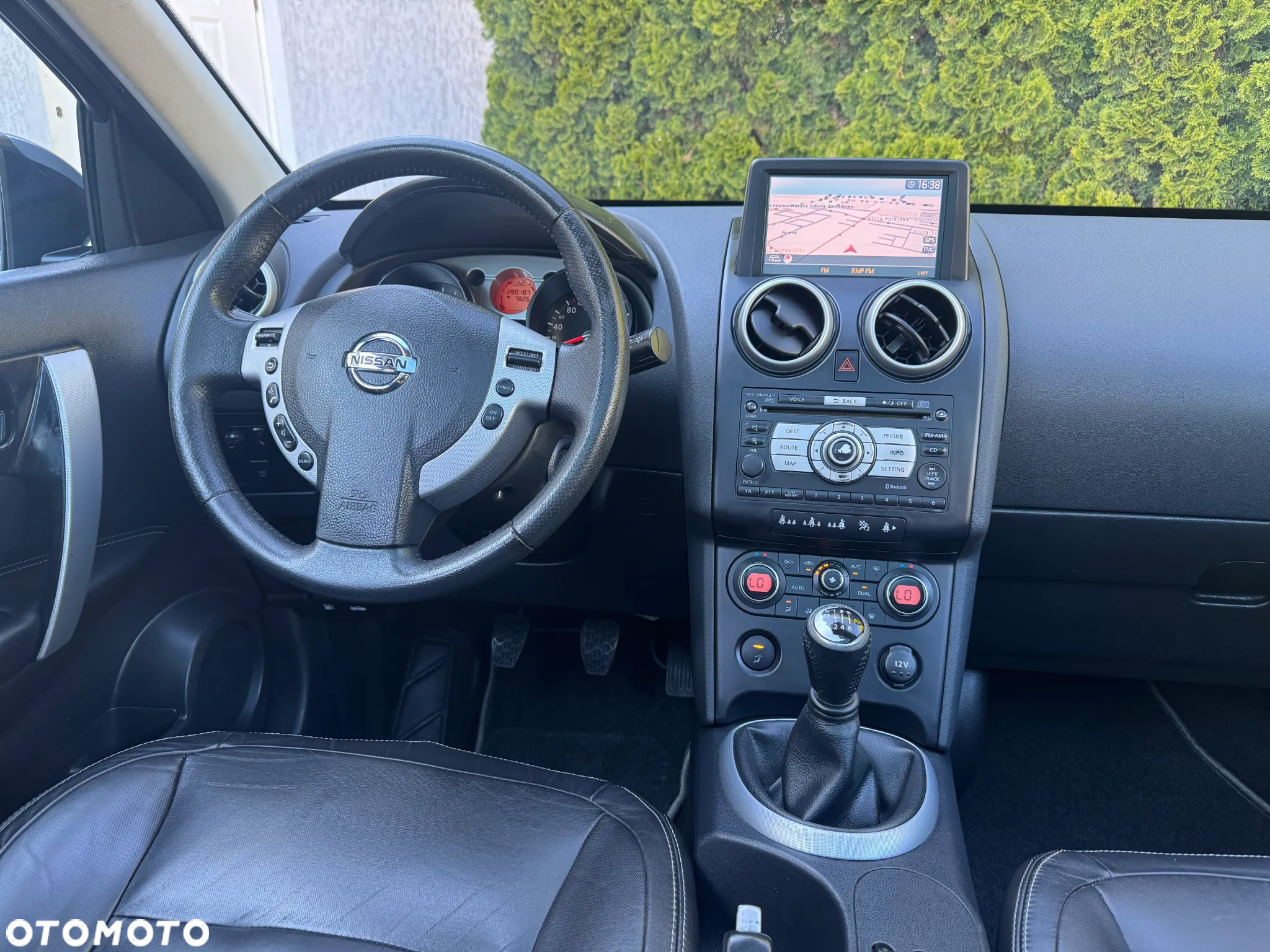 Nissan Qashqai 2.0 dCi Tekna Premium - 6