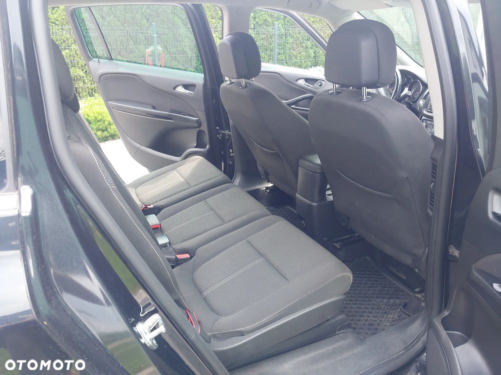 Opel Zafira - 8