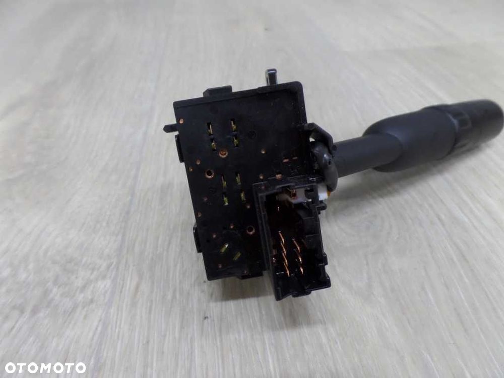 MITSUBISHI CANTER FUSO 7C18 MANETKA PRZELACZNIK SWIATEL KIERUNKOWSKAZOW 24V 07-12 - 3
