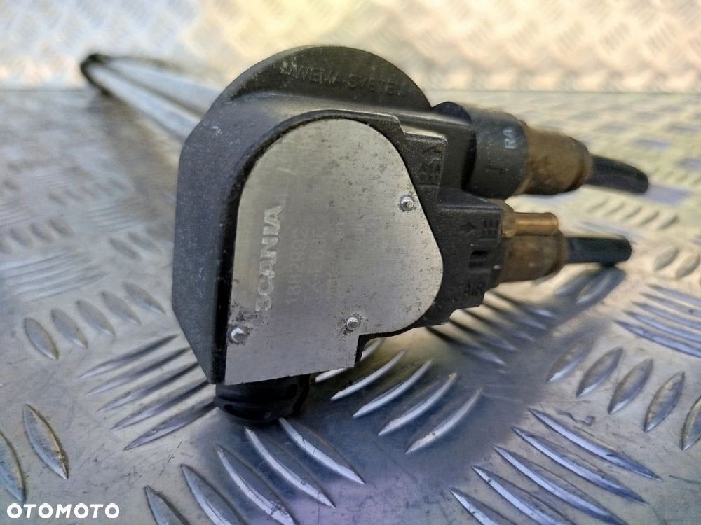 SMOK FAJKA CZUJNIK PALIWA SCANIA R ZBIORNIK XW - 4