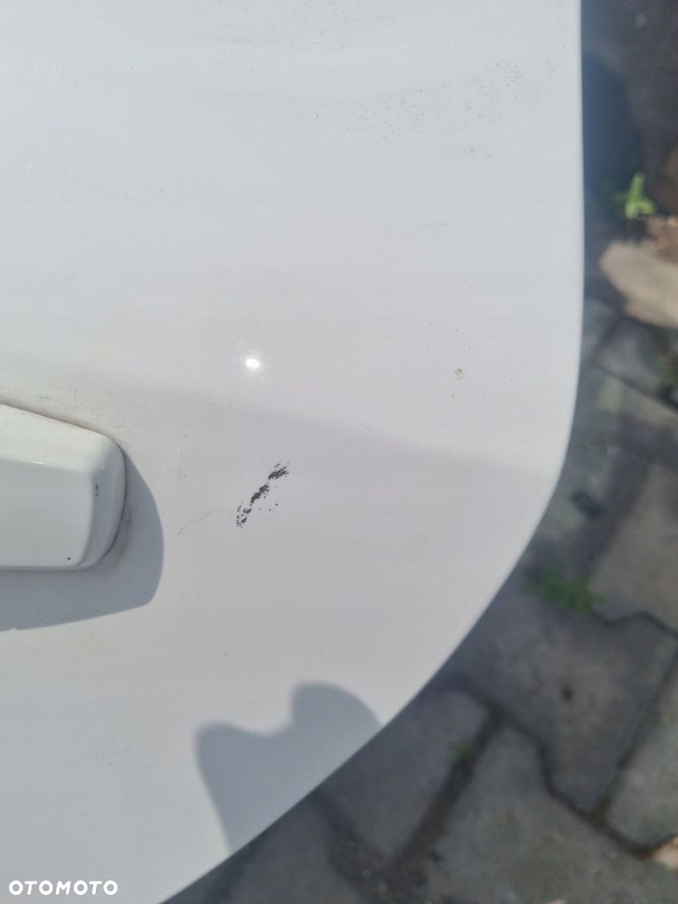 Drzwi lewe tylne Opel Astra J Lift kombi Y40R - 2