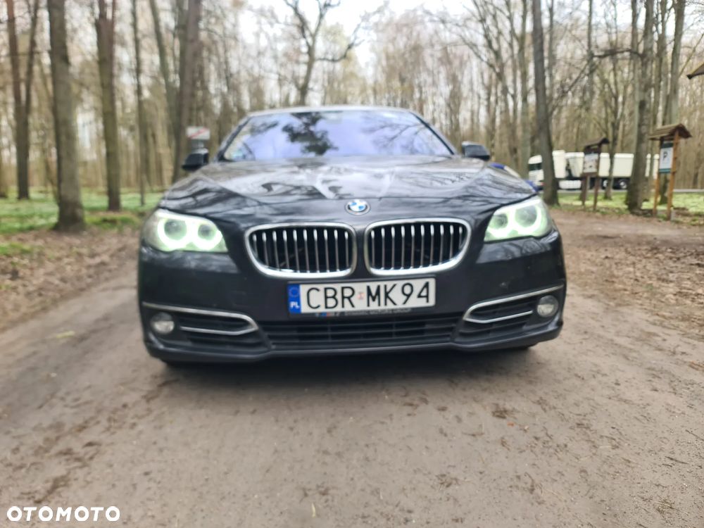 BMW Seria 5 520d xDrive Luxury Line - 4