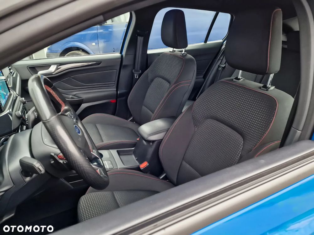 Ford Focus SW 1.5 EcoBoost ST-Line - 20