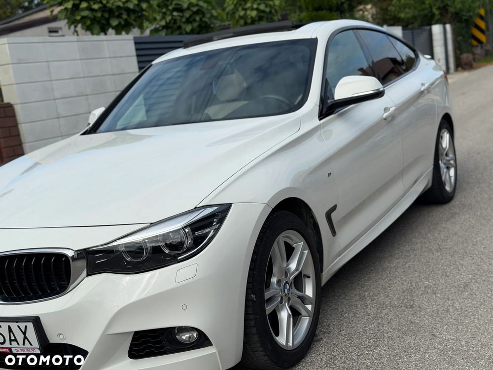 BMW 3GT 330i xDrive M Sport - 37