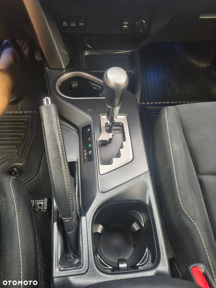 Toyota RAV4 Hybrid Premium 4x4 - 17