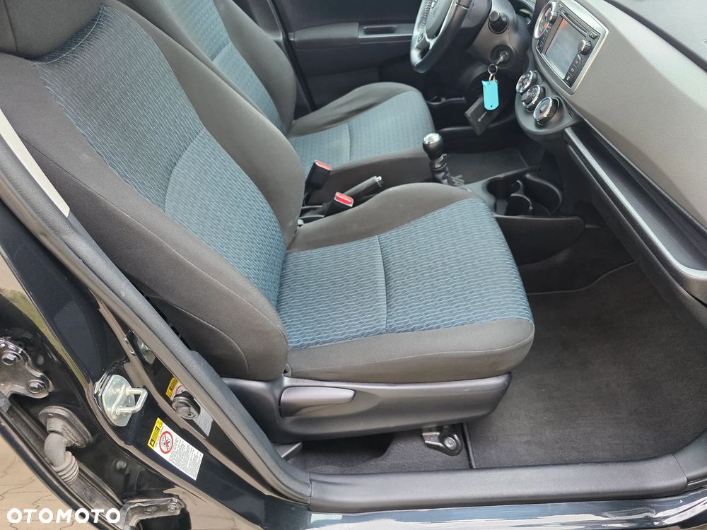 Toyota Yaris 1.0 Premium - 17