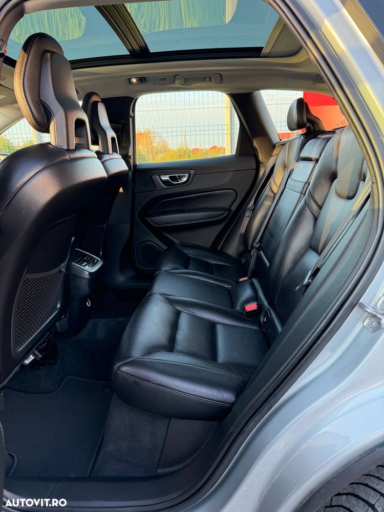 Volvo XC 60 D4 AWD Geartronic Inscription - 14