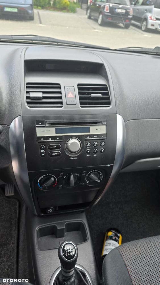 Suzuki SX4 1.9 DDiS 4WD GS / Premium - 10