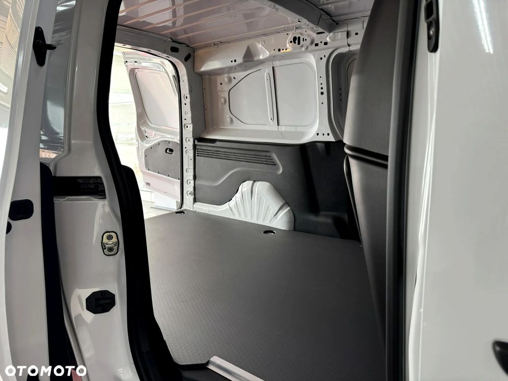 Toyota Proace City - 10