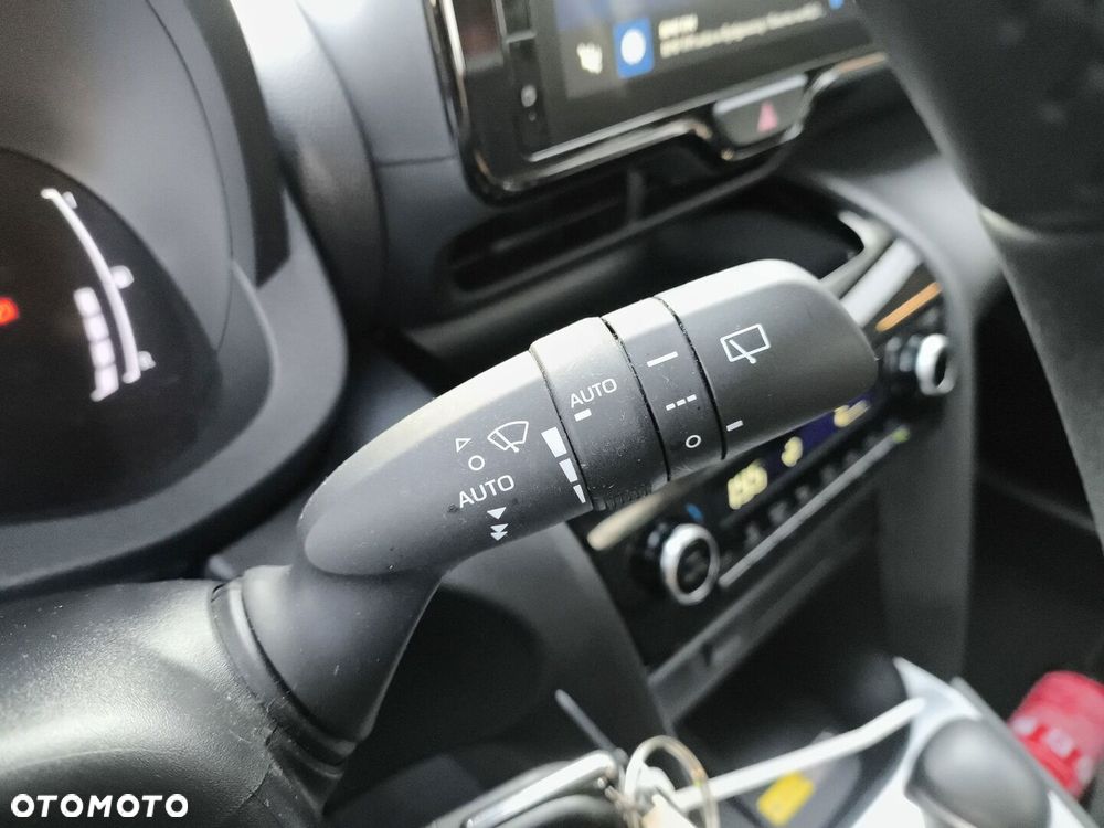 Toyota Yaris Cross Hybrid 1.5 Comfort - 27
