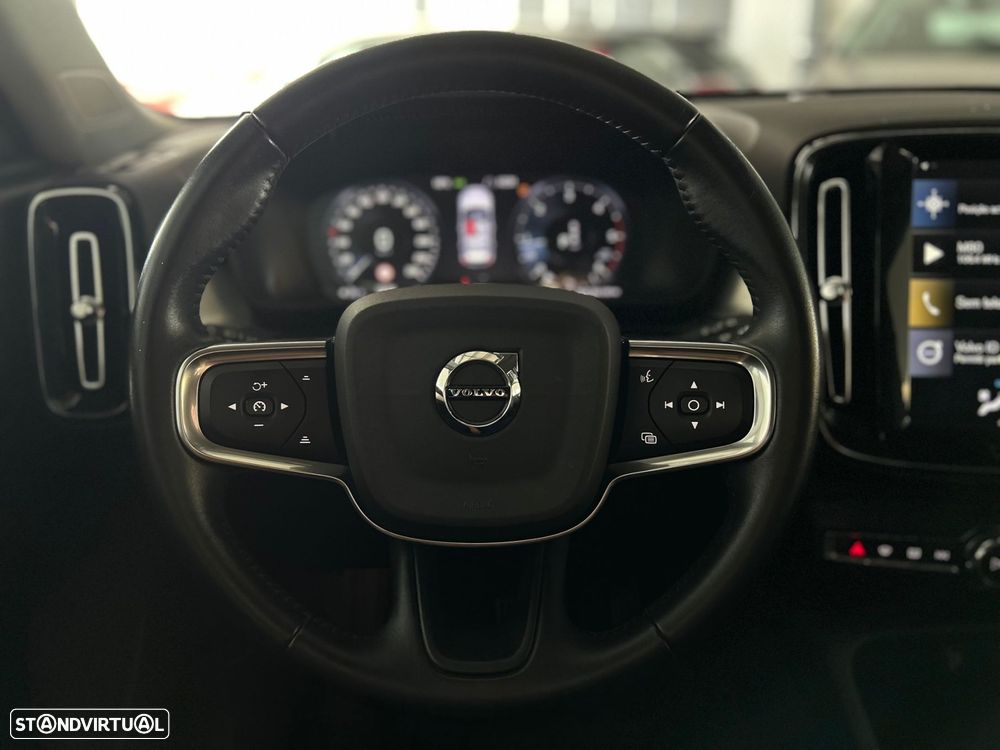Volvo XC 40 2.0 D3 Momentum Plus Geartronic - 15