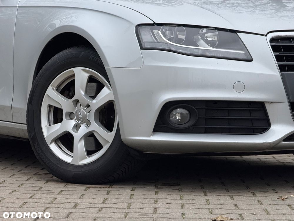 Audi A4 Avant 2.0 TDI Multitronic - 5