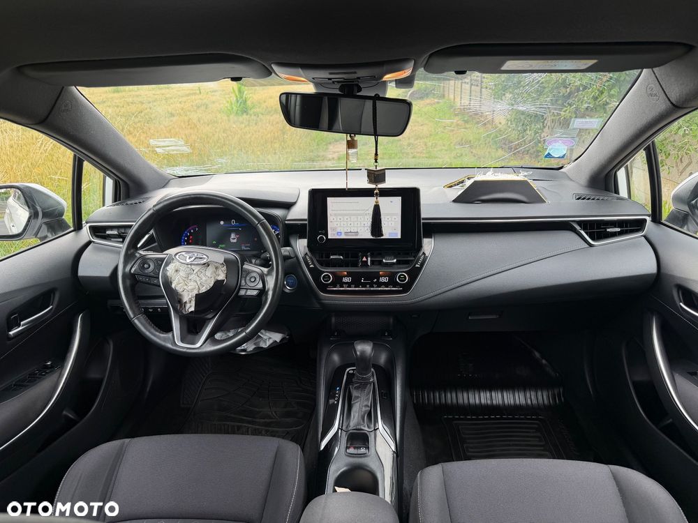 Toyota Corolla 1.8 Business Edition - 11