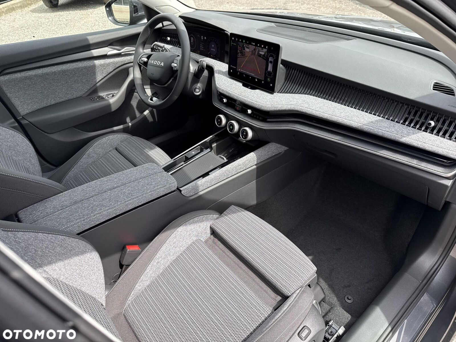Skoda Superb 1.5 TSI mHEV Selection DSG - 19